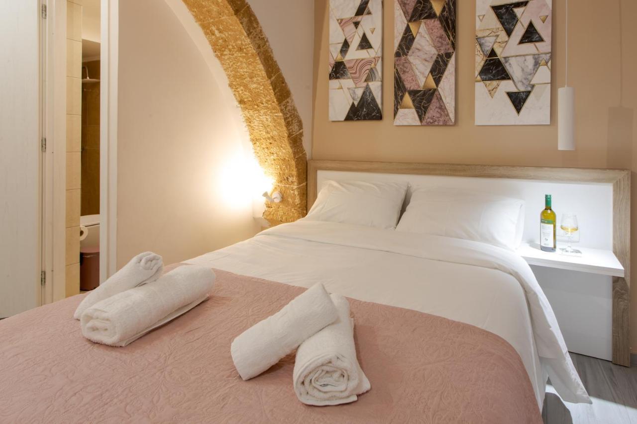 Mitos Cozy Rooms Ханья Экстерьер фото